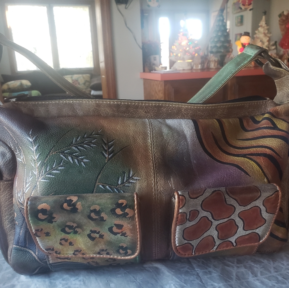 Anuschka Medium Shoulder Bag